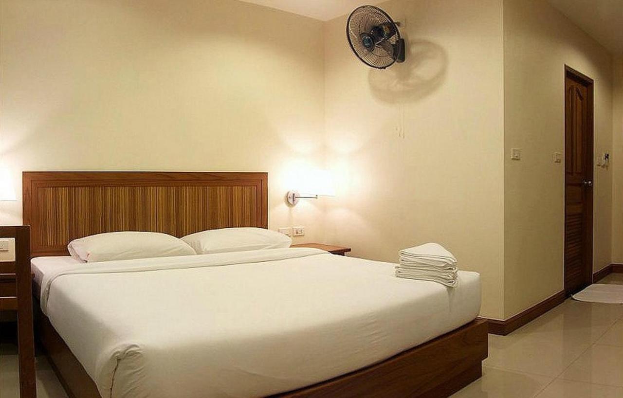 D Apartment Pattaya Exterior photo