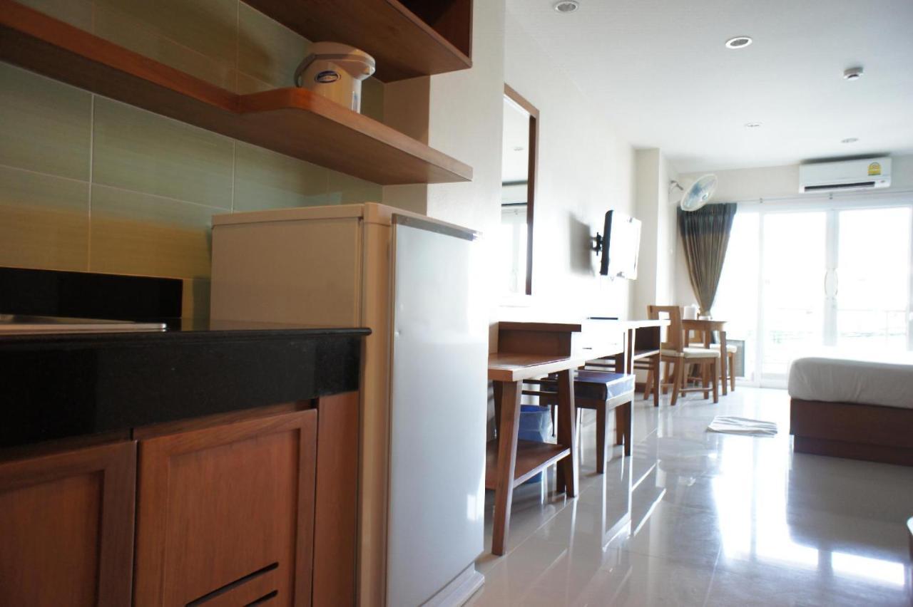 D Apartment Pattaya Exterior photo
